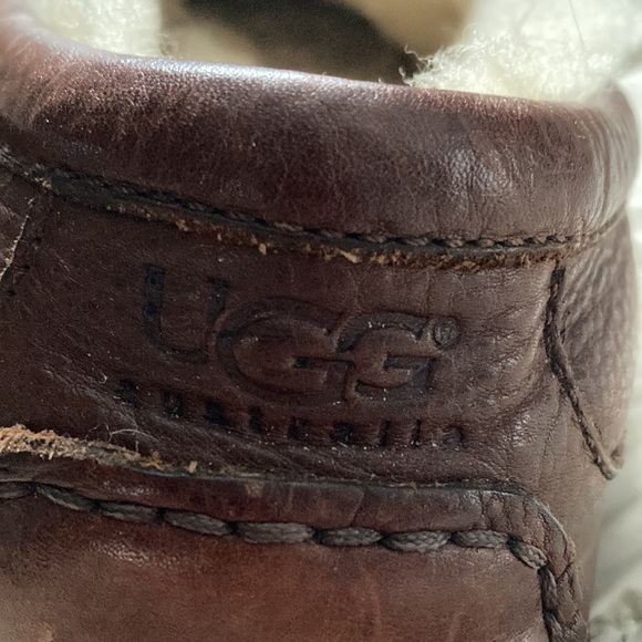 UGG Slippers - Picture 2 of 10